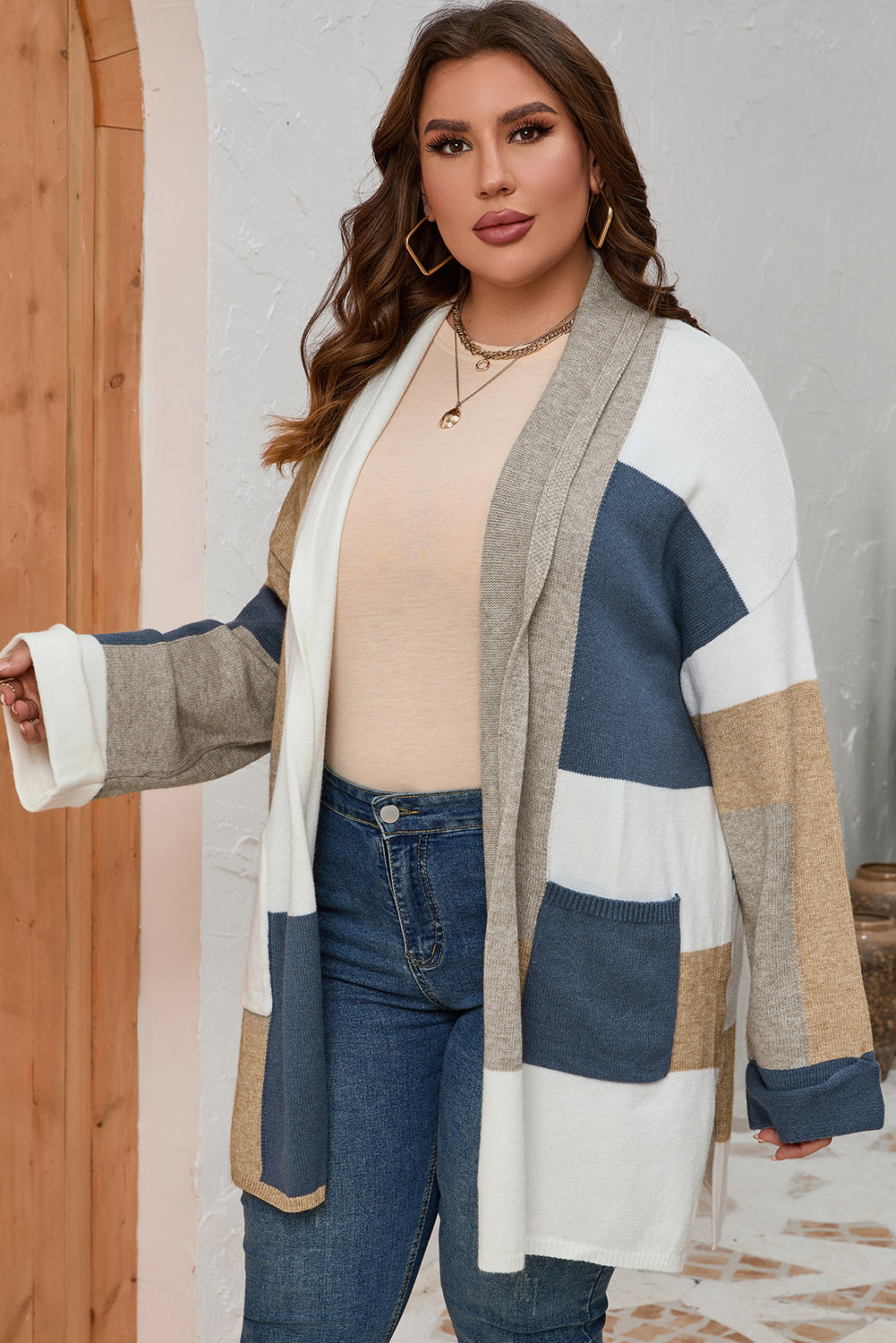 Plus Size Color Block Cardigan