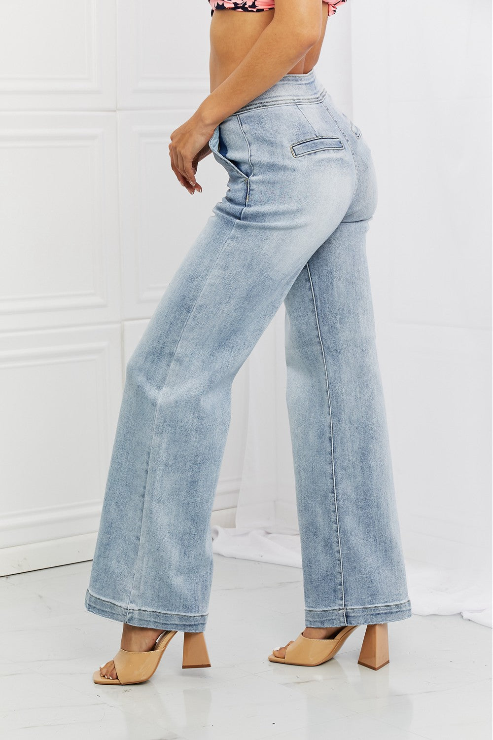 Wide Flare Jeans